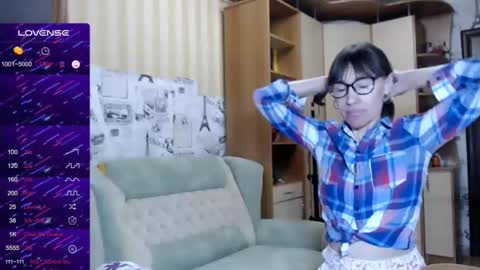 cute_lion_ online show from 02.13.25