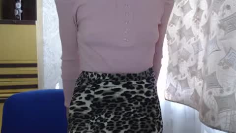 cute_lion_ online show from 02.16.25