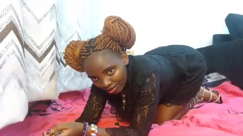 Snapshot of cute_lorna chatting on 03.08.26 cute_lorna online show from 03.08.26