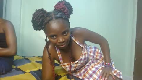 Snapshot of cute_lorna chatting on 04.12.26 cute_lorna online show from 04.12.26