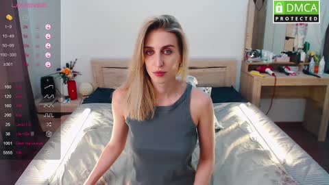 Milana online show from 03.10.25