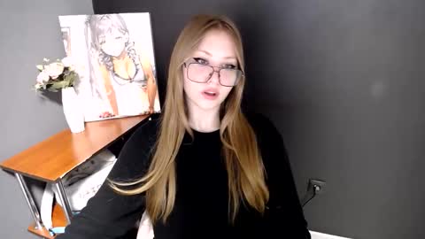 Snapshot of cute_minx chatting on 06.02.26 Veronica online show from 06.02.26