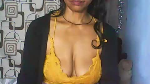 Snapshot of cute_moll chatting on 06.19.26 murielle online show from 06.19.26