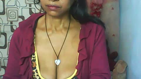 Snapshot of cute_moll chatting on 07.08.26 murielle online show from 07.08.26