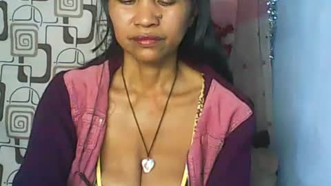 Snapshot of cute_moll chatting on 07.17.26 murielle online show from 07.17.26