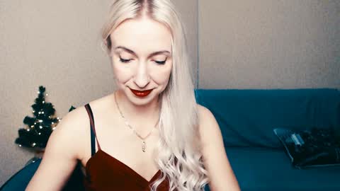 cute_smile_shy online show from 01.05.25