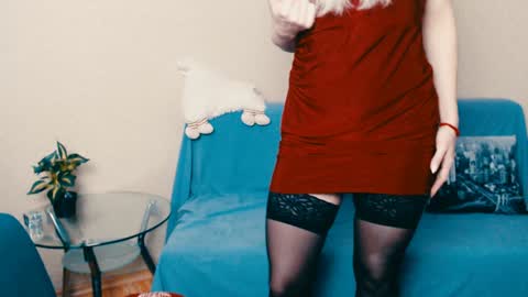 cute_smile_shy online show from 02.06.25