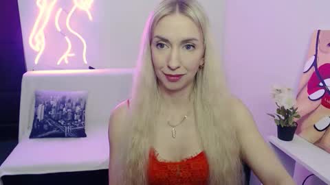 cute_smile_shy online show from 02.13.26