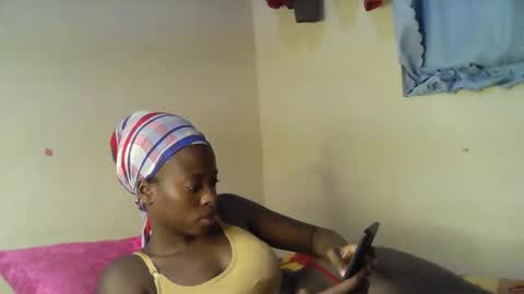 cute_sonny online show from 12.02.25