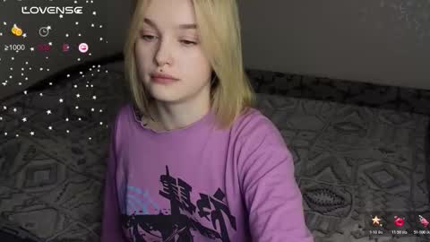 Snapshot of cute_summer_breathe chatting on 01.17.26 Sue online show from 01.17.26