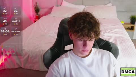 Snapshot of cute_thomas chatting on 02.04.25 Thomas - online show from 02.04.25