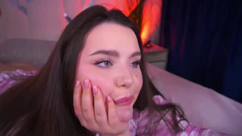 Snapshot of cuteamberr chatting on 03.11.25 Amber online show from 03.11.25