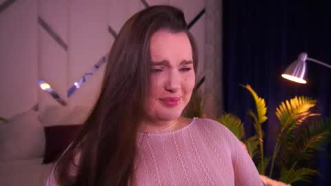 Snapshot of cuteamberr chatting on 10.10.25 Amber online show from 10.10.25