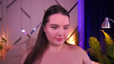 Snapshot of cuteamberr chatting on 10.20.25 Amber online show from 10.20.25