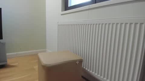 Anne-Marie  online show from 01.05.25