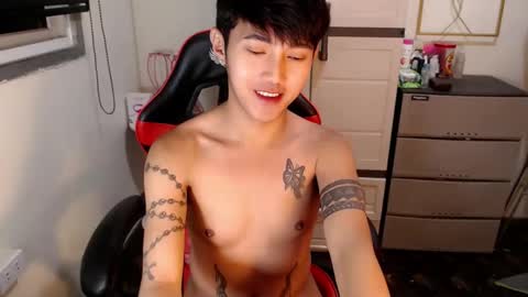 Snapshot of cuteasiancock98 chatting on 05.05.26 Steph online show from 05.05.26