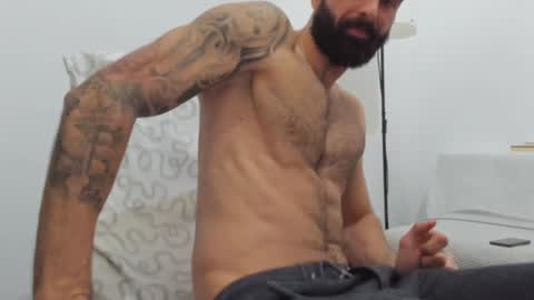 cuteeboy online show from 02.04.25