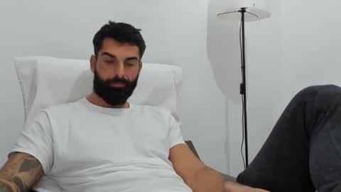 cuteeboy online show from 10.21.25