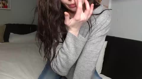 Anna online show from 12.19.24