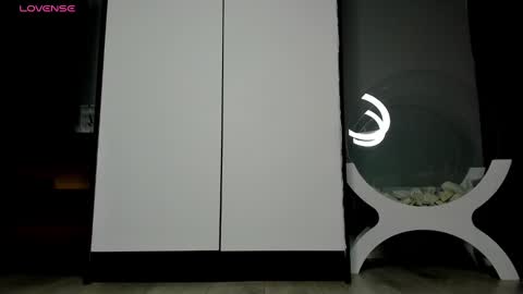 Anna online show from 02.15.25