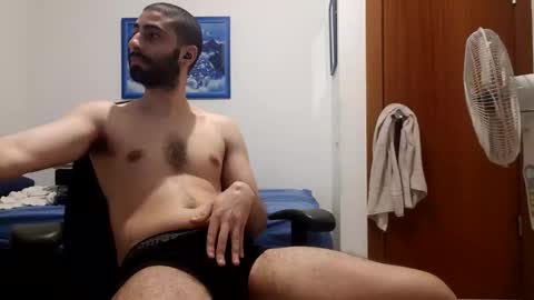 cuteguy52 online show from 04.29.26