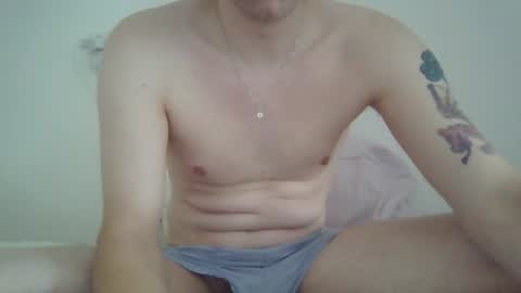 Snapshot of cuteguy696988432323 chatting on 07.25.26 cuteguy696988432323 online show from 07.25.26