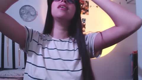 Snapshot of cutehaome chatting on 02.17.26 haome online show from 02.17.26