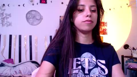 Snapshot of cutehaome chatting on 03.30.26 haome online show from 03.30.26