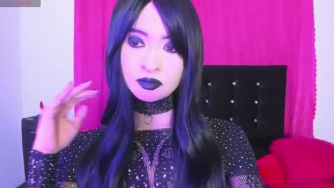 Snapshot of cutenaked_8 chatting on 07.18.26 Natalie online show from 07.18.26