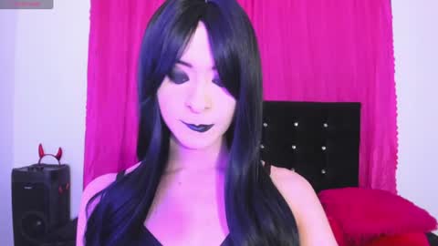 Snapshot of cutenaked_8 chatting on 08.10.26 Natalie online show from 08.10.26