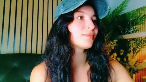 Snapshot of cuteness__girl chatting on 09.12.25 cuteness__girl online show from 09.12.25