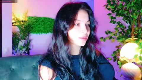 Snapshot of cuteness__girl chatting on 09.29.25 cuteness__girl online show from 09.29.25