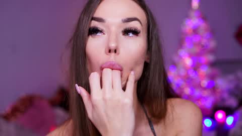 Snapshot of cutesmilebaby chatting on 12.09.24 Rita4u online show from 12.09.24