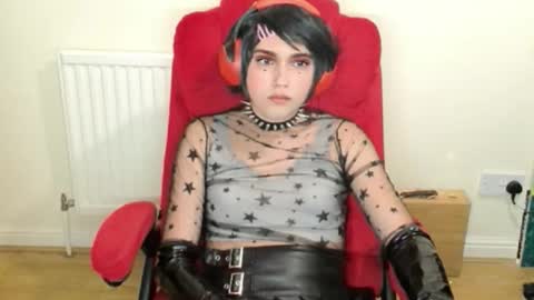 cutest_princess online show from 04.25.26