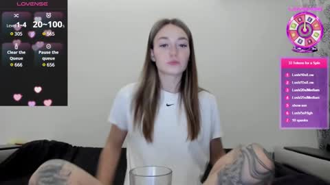 Snapshot of cutestdemon chatting on 12.28.24 Im saving up to fix my favorite car online show from 12.28.24