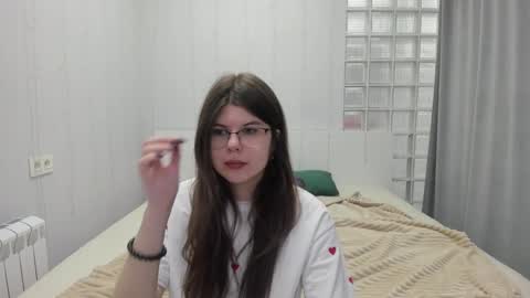 cutie_lory online show from 02.19.25