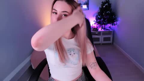  Your Louise  follow me  online show from 12.18.24