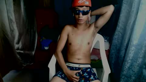 Snapshot of cutie_mico chatting on 07.25.26 cutie_mico online show from 07.25.26