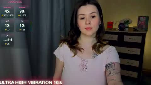 Snapshot of cutie_mili chatting on 06.30.26 mili online show from 06.30.26