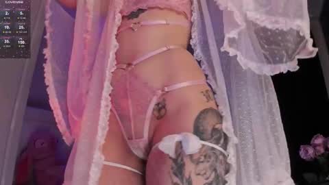 Kira online show from 12.16.25