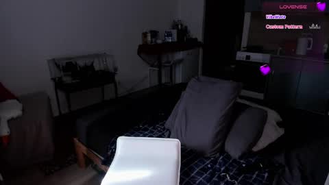 Kira online show from 04.21.26