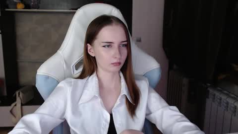 Snapshot of cutti_crystal chatting on 02.19.26 Cutti Crystal online show from 02.19.26