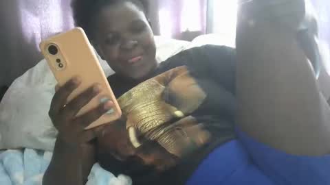 cuttie_baby online show from 11.24.25