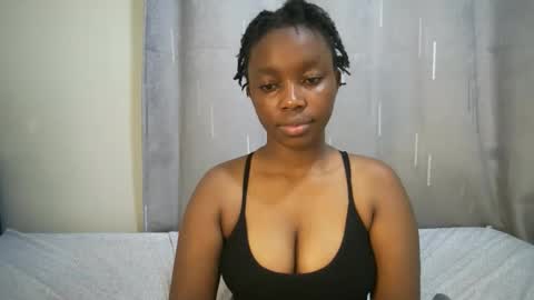 Snapshot of cutypookie chatting on 09.09.25 cutypookie online show from 09.09.25