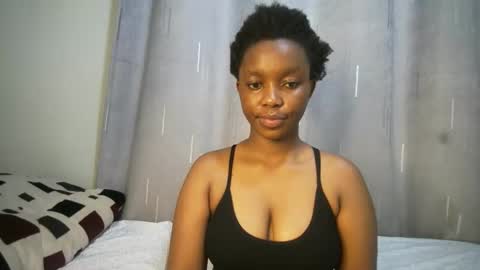 Snapshot of cutypookie chatting on 10.18.25 cutypookie online show from 10.18.25