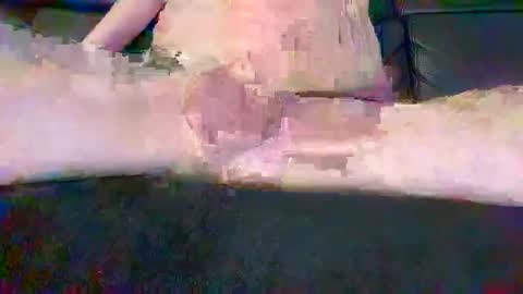 cwaddle online show from 02.08.25