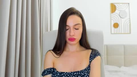 Snapshot of cyber_geisha chatting on 10.10.25 Eva online show from 10.10.25