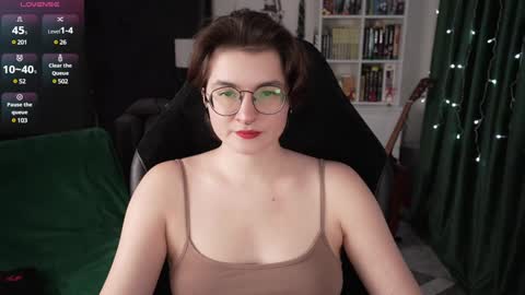 Helen Blossom online show from 01.05.25