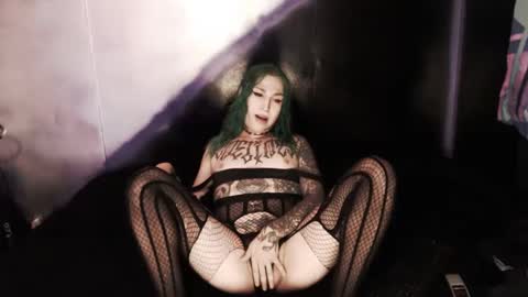 Nikki online show from 03.06.25