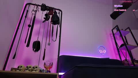 Lily Goddess online show from 04.19.26